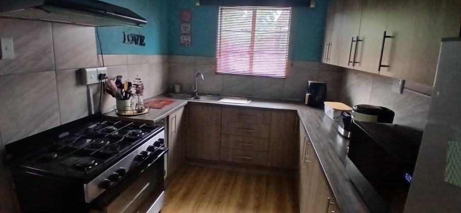3 Bedroom Property for Sale in Cannon Hill Eastern Cape